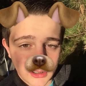 Meet your Posher, Aaron